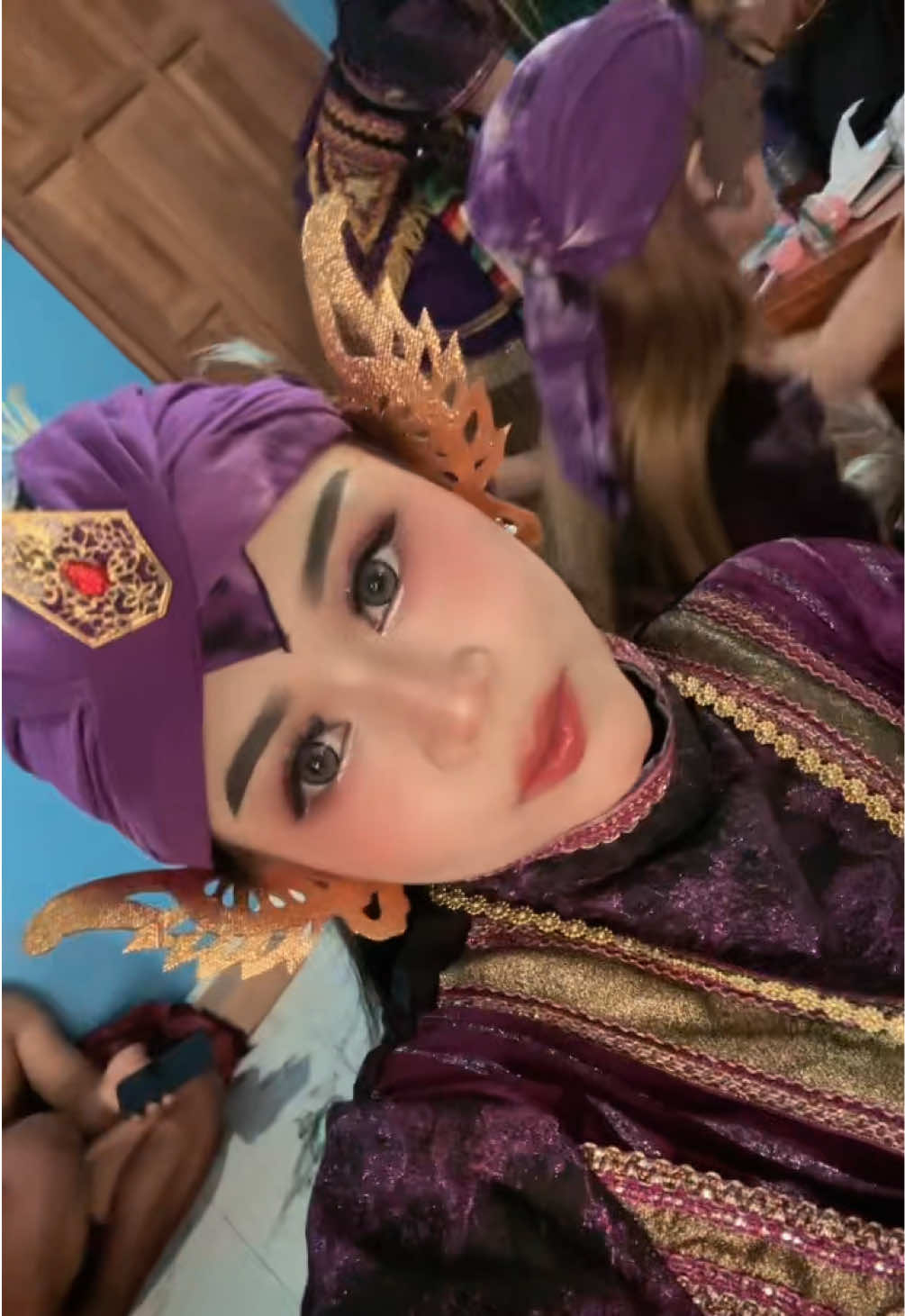 @Ara Tiara