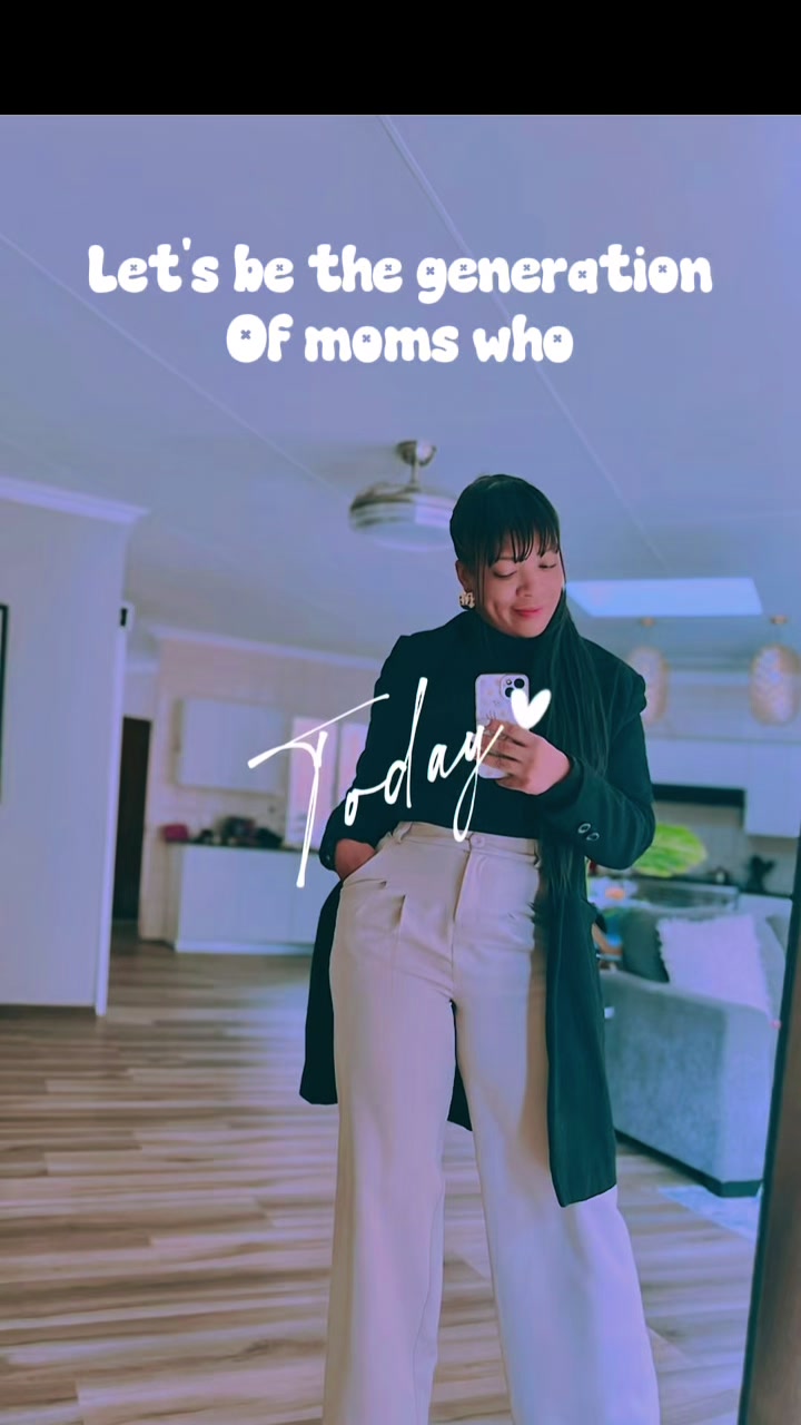 @The Adams Twins & Mom