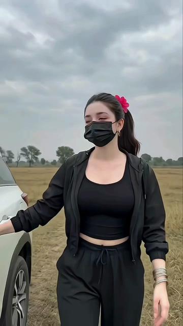@𝐇𝐨𝐧𝐞𝐲🔹