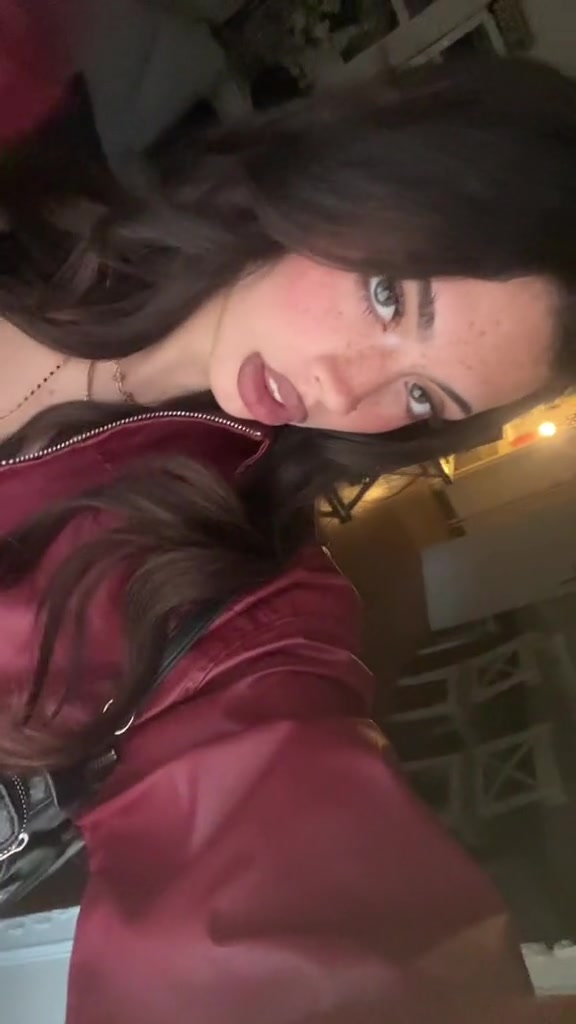 @claudia