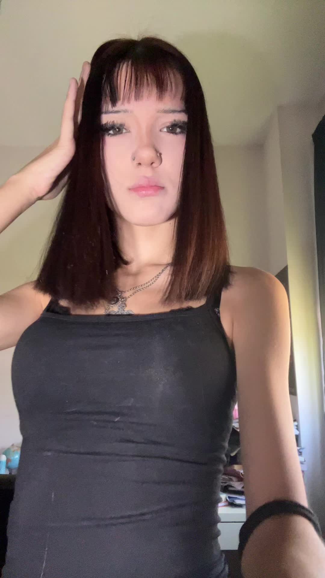 @๐ฌ๐๐๐๐๐๐๐ท๏ธ