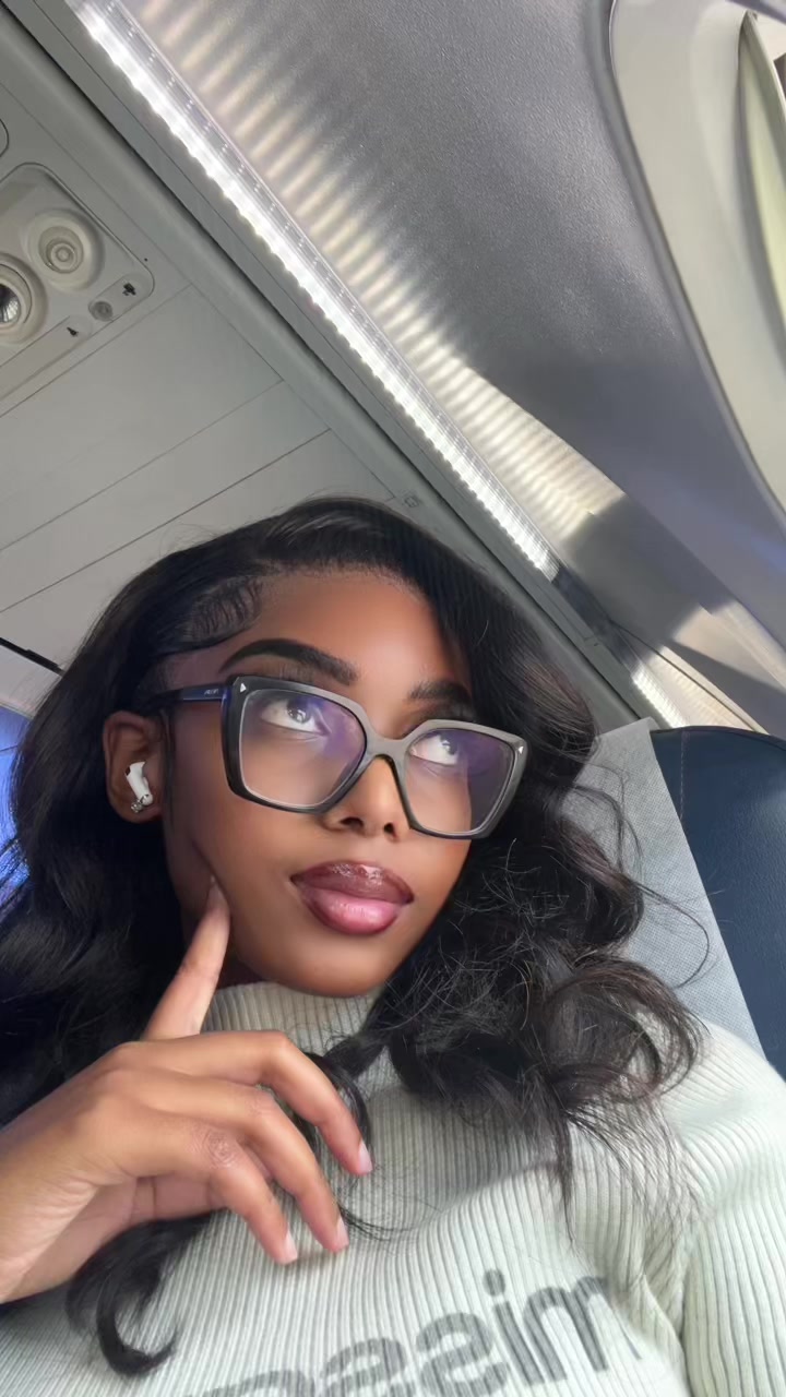 @Lala