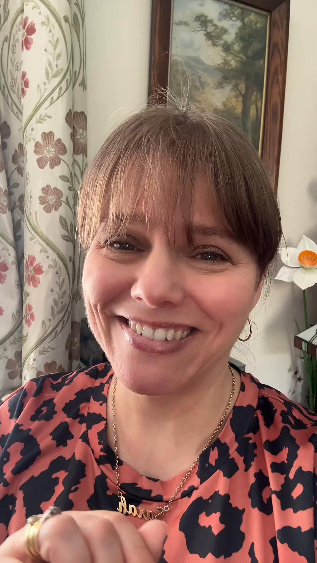 @Sarah Phelps Author