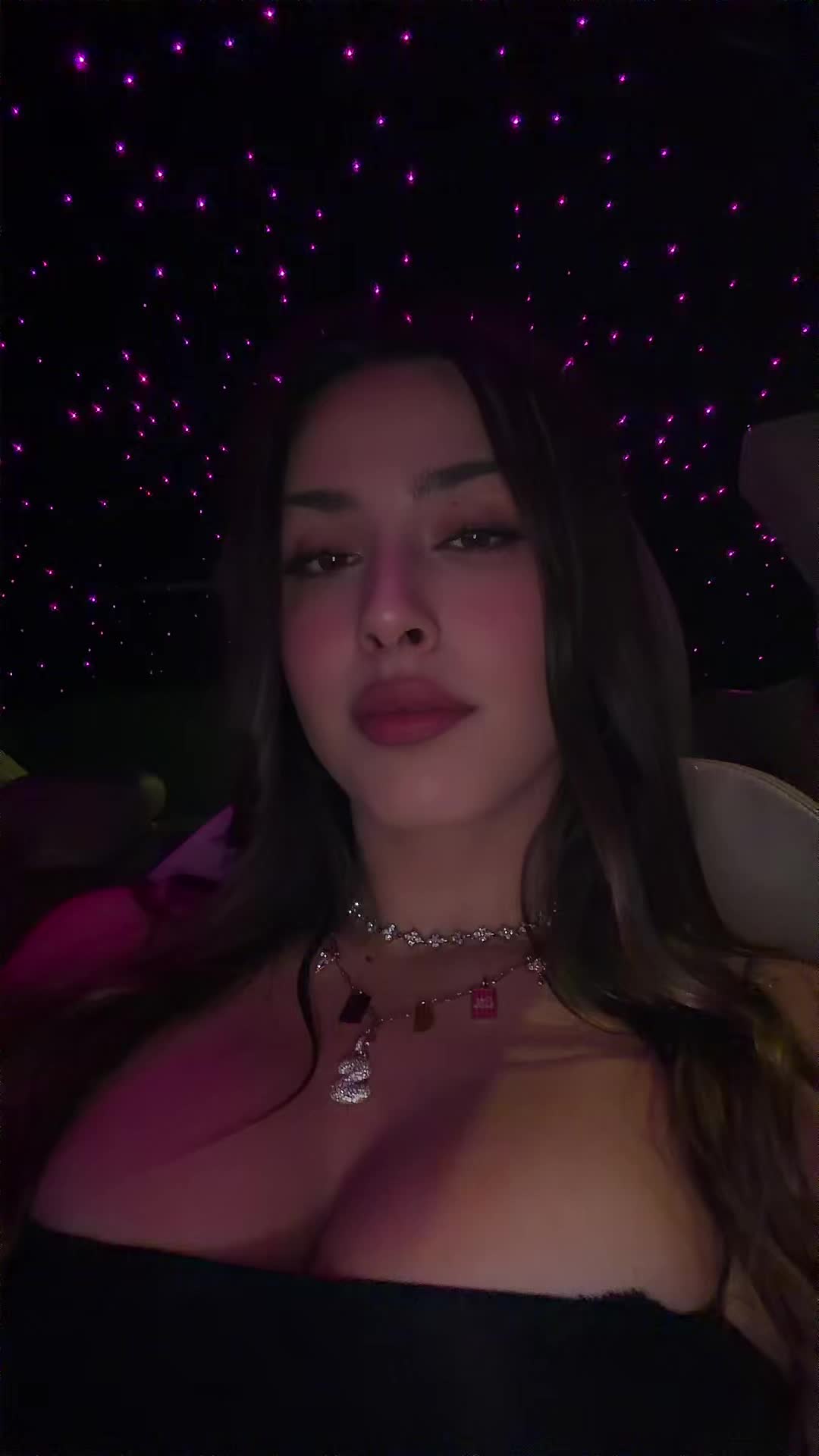 @Stelii
