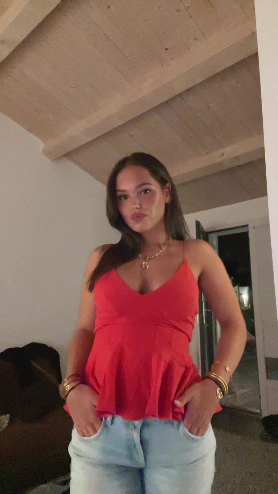 @marieee.km