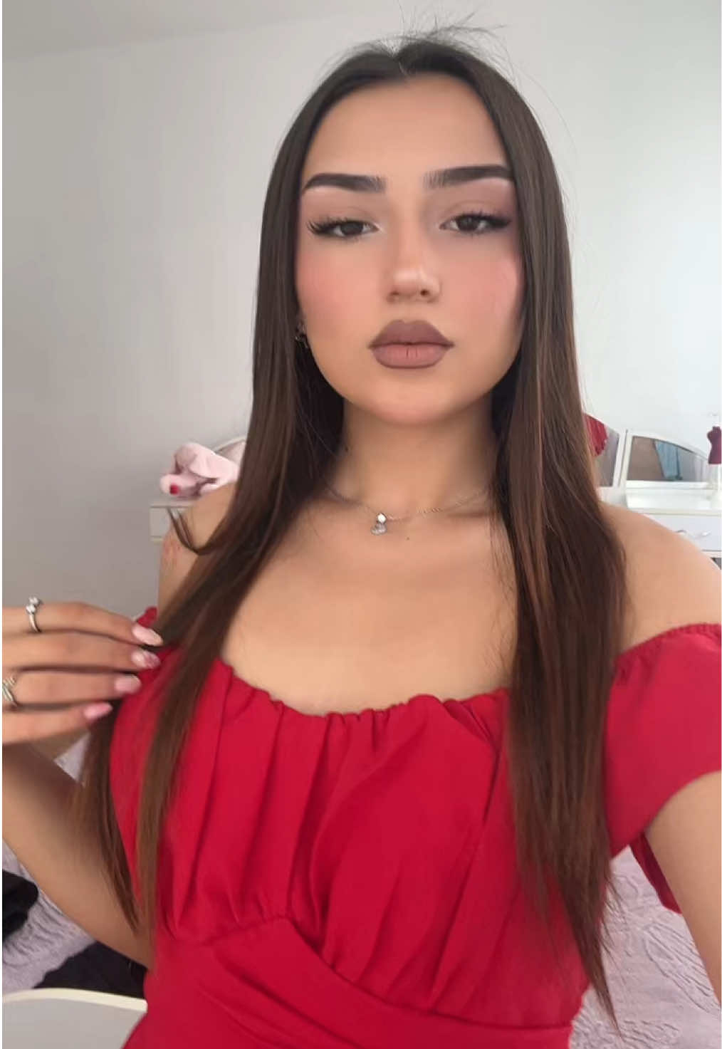@𝐘