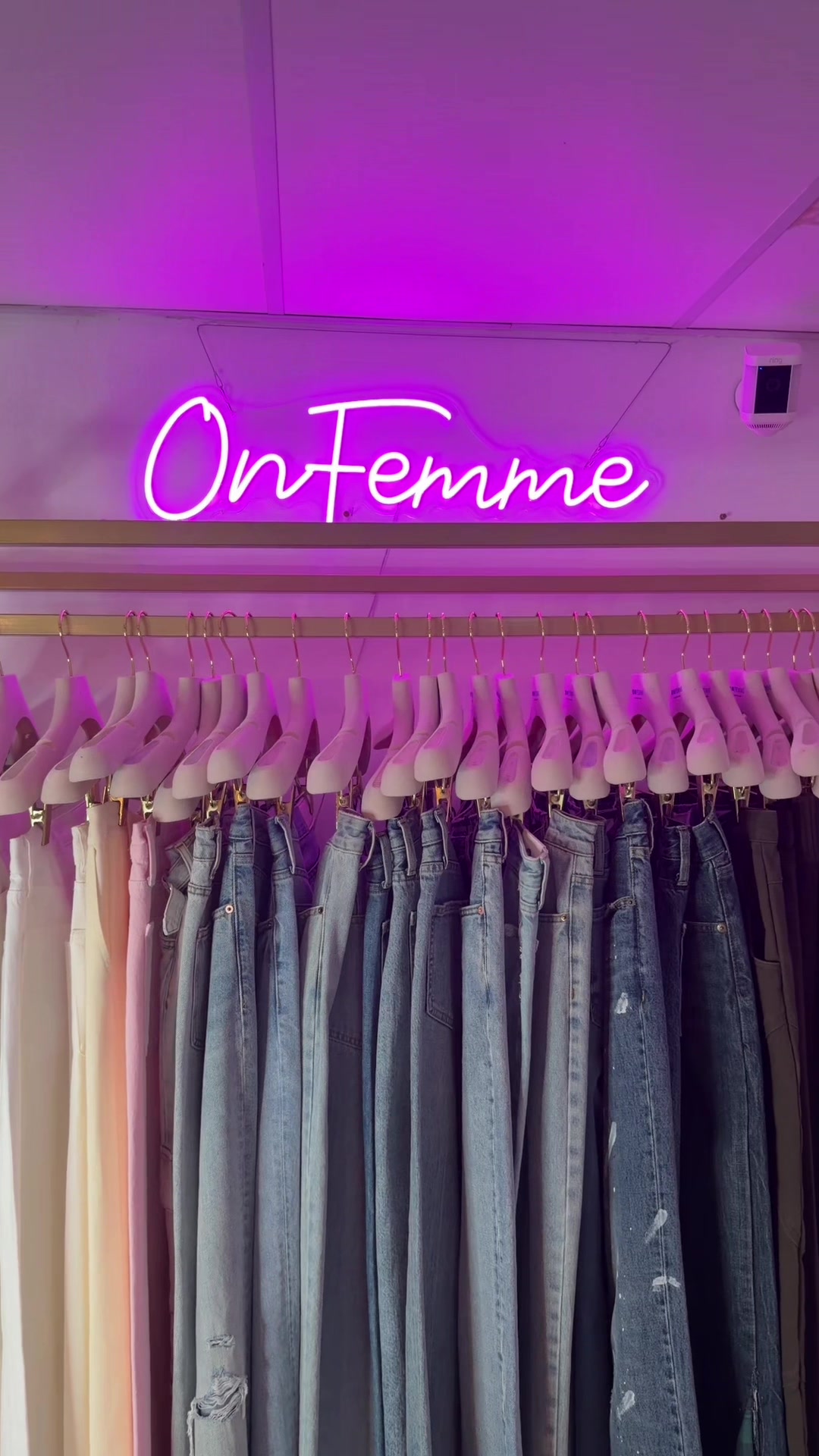 @OnFemme by Lindsey’s Kloset
