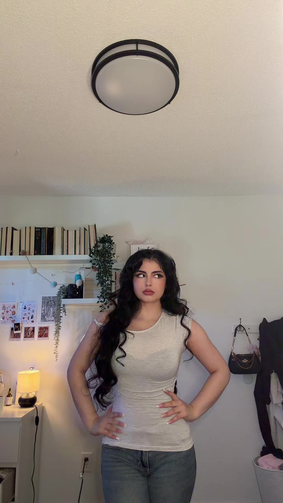 @Hus_77