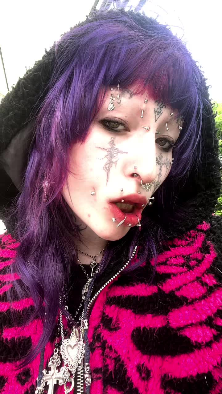 @slutyh