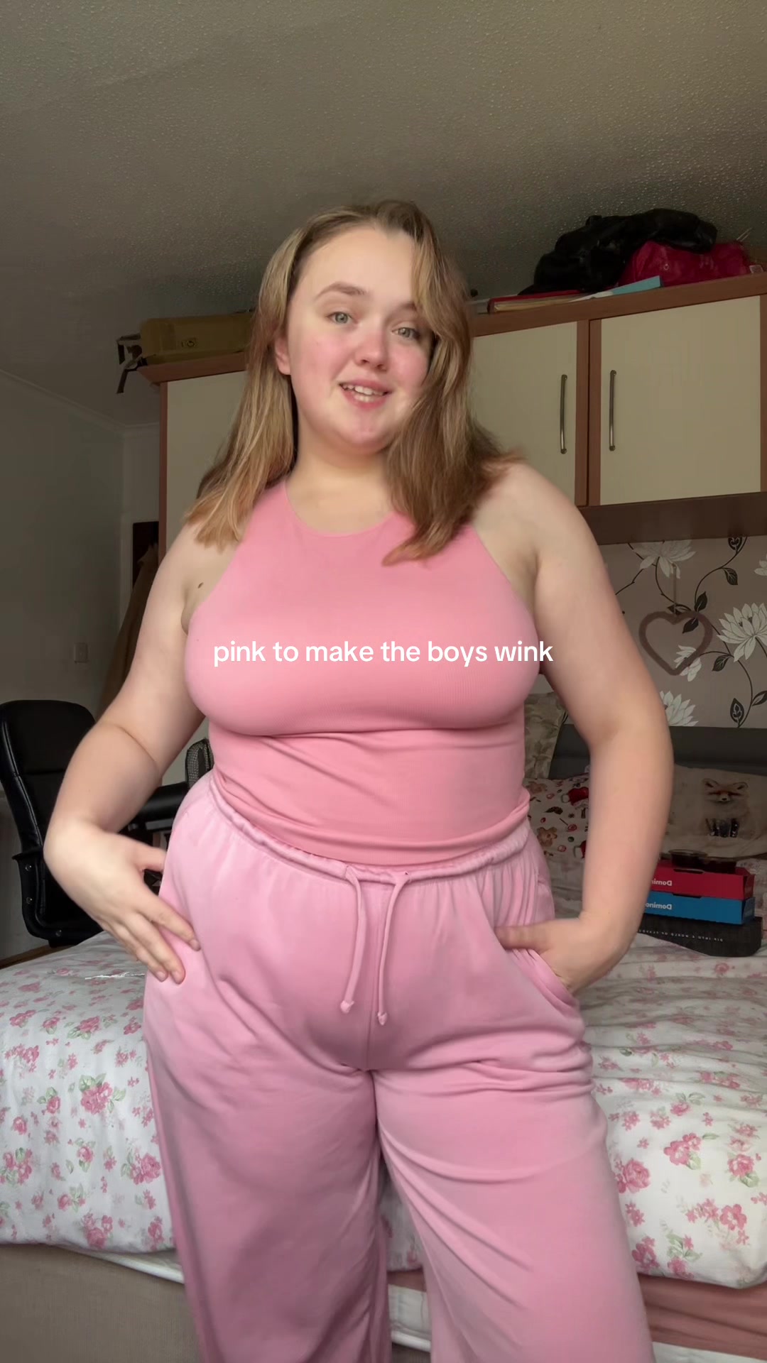 @chloe.holmes