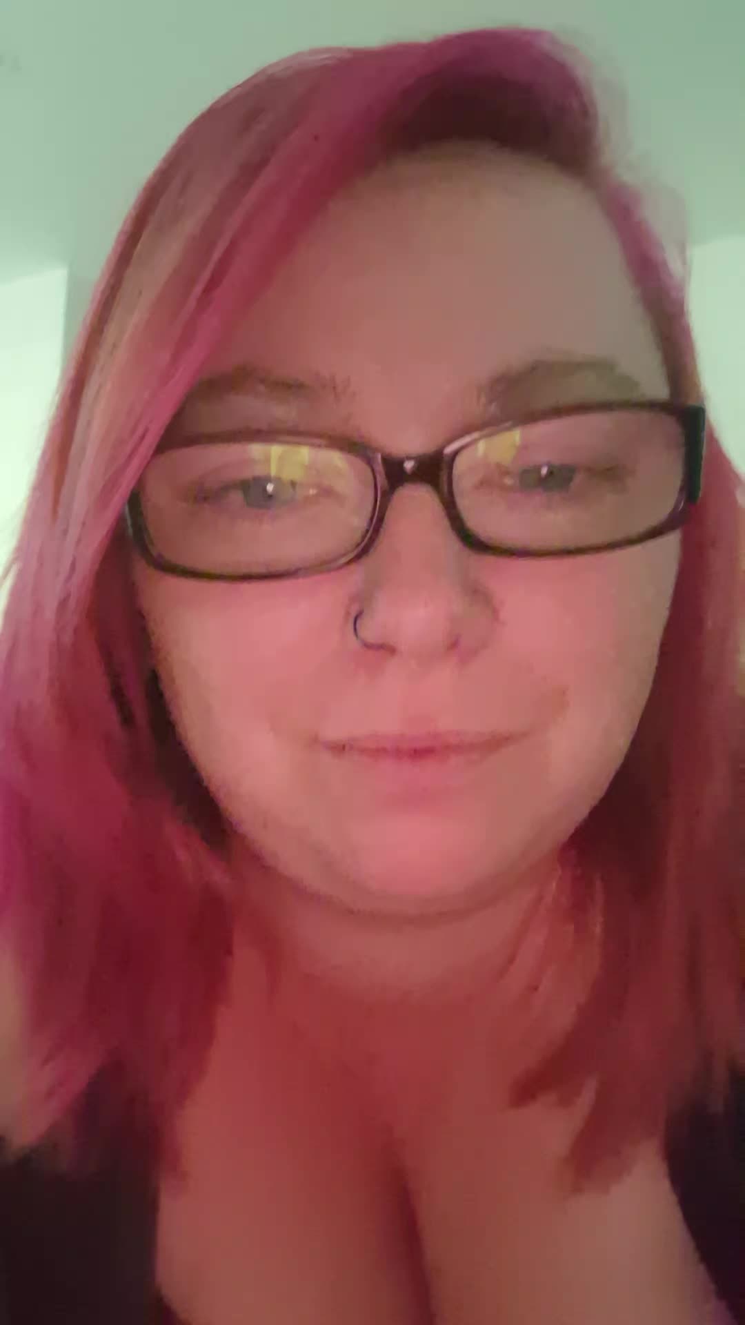 @queenpinkie