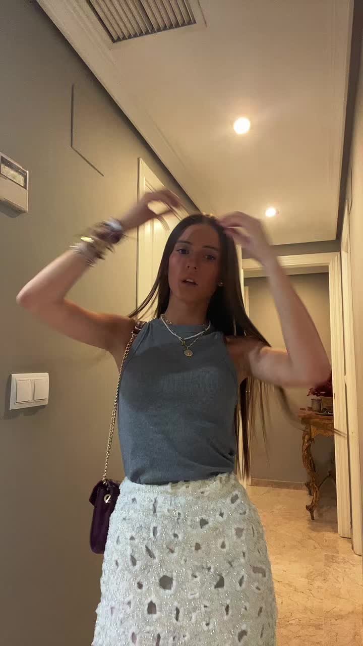 @pilarechavarrii