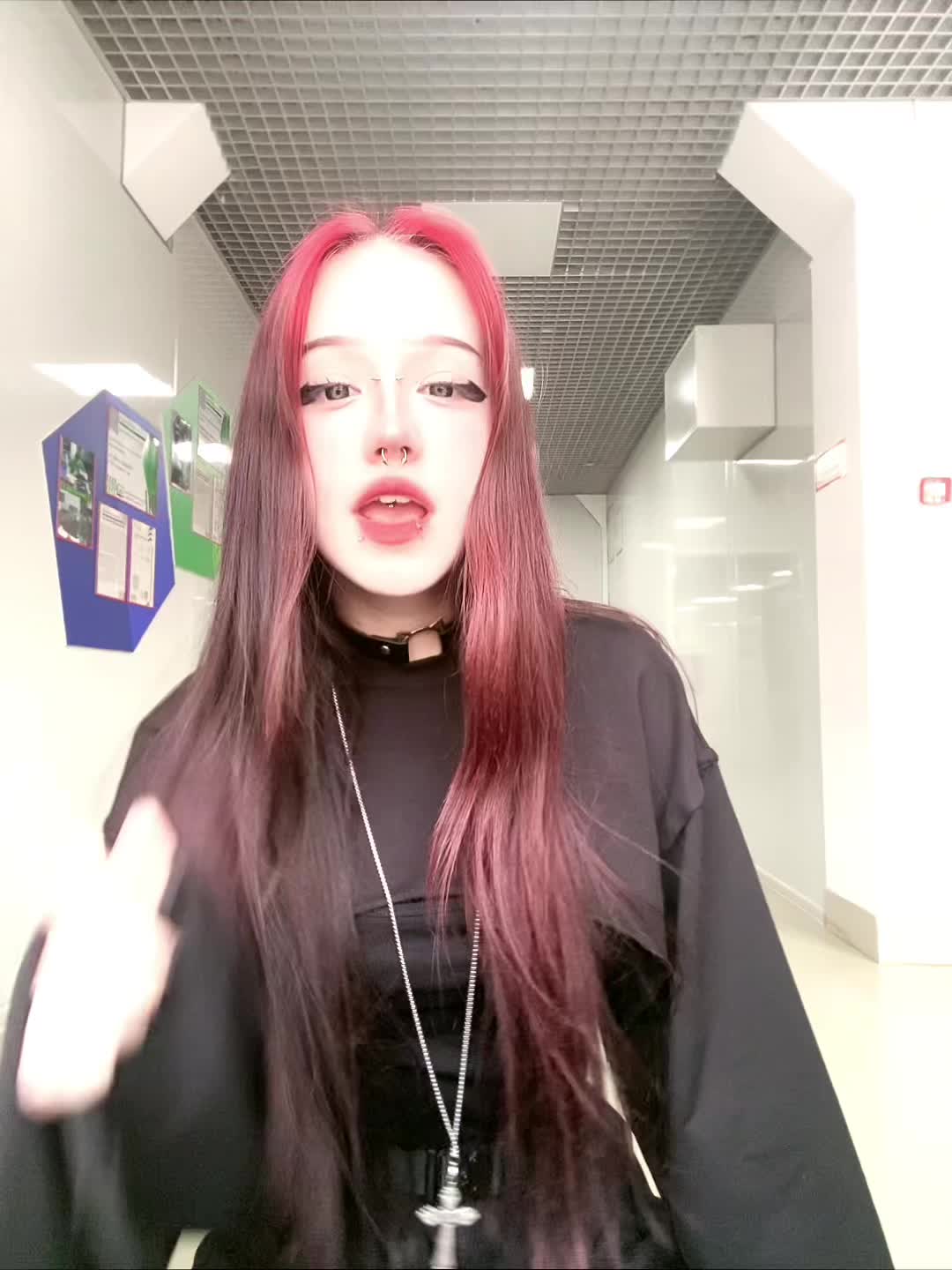 @мила