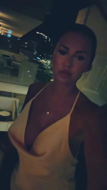 @Larysa Larysa