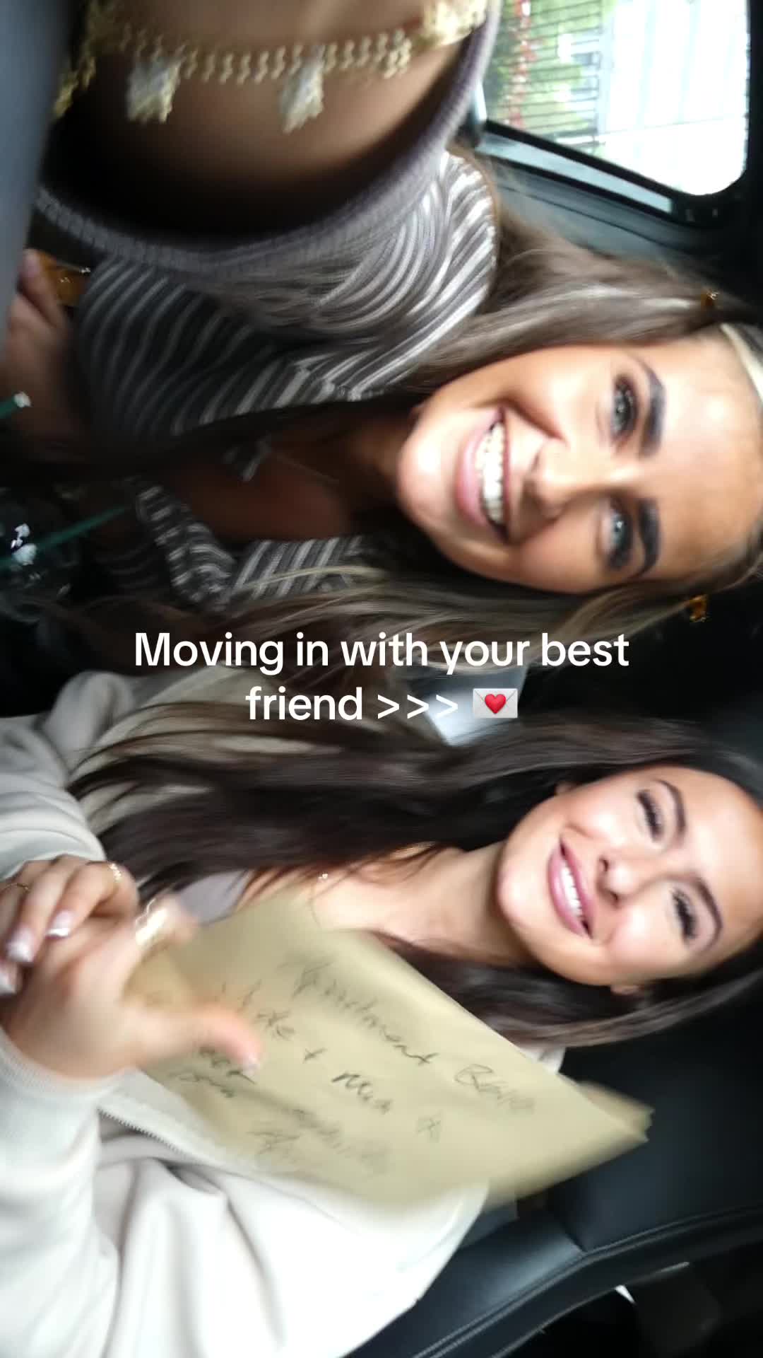 @Mia