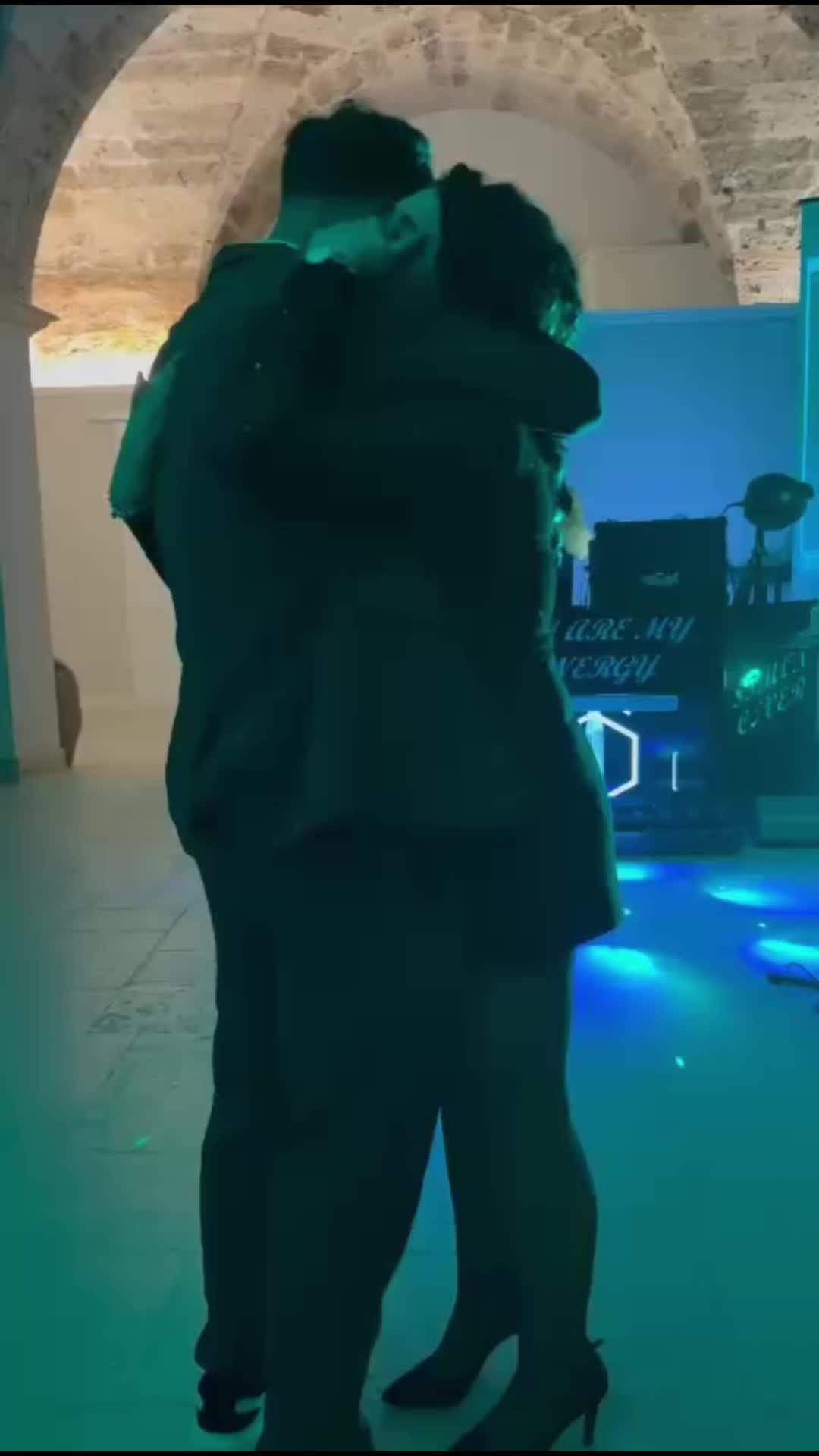 @__ladesyyy__