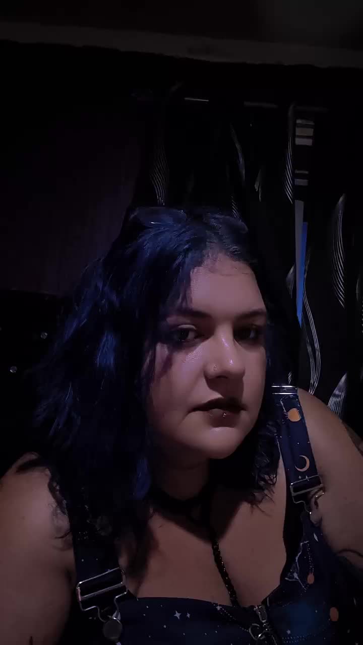 @her.majesty.of.chaos.87