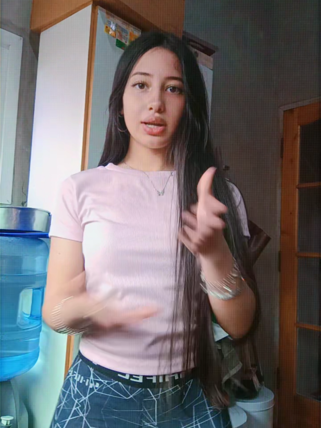 @v i c