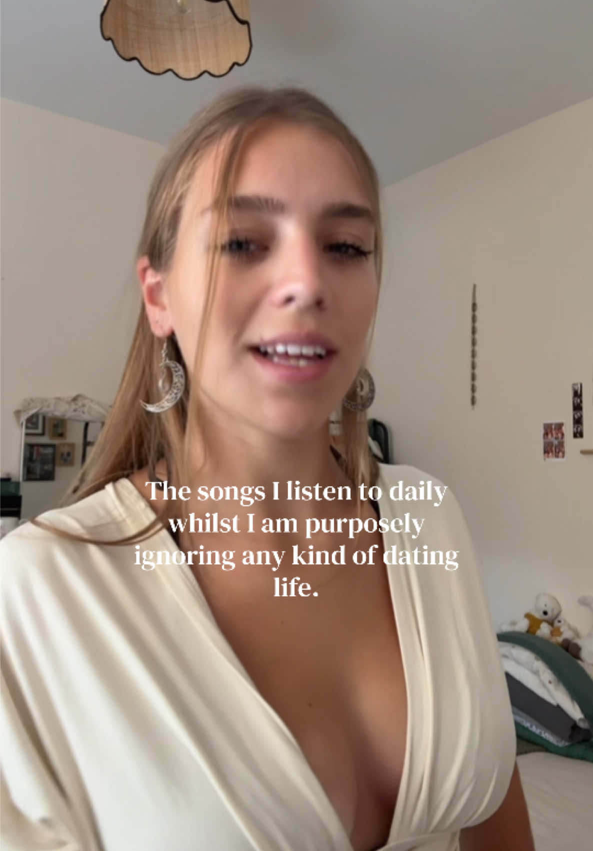 @Ellymarie