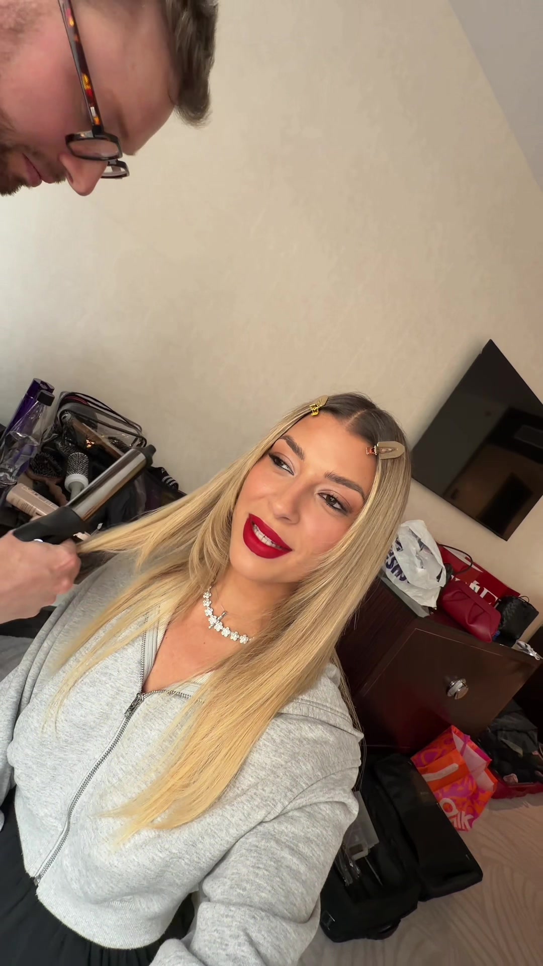 @elinakalitzaki