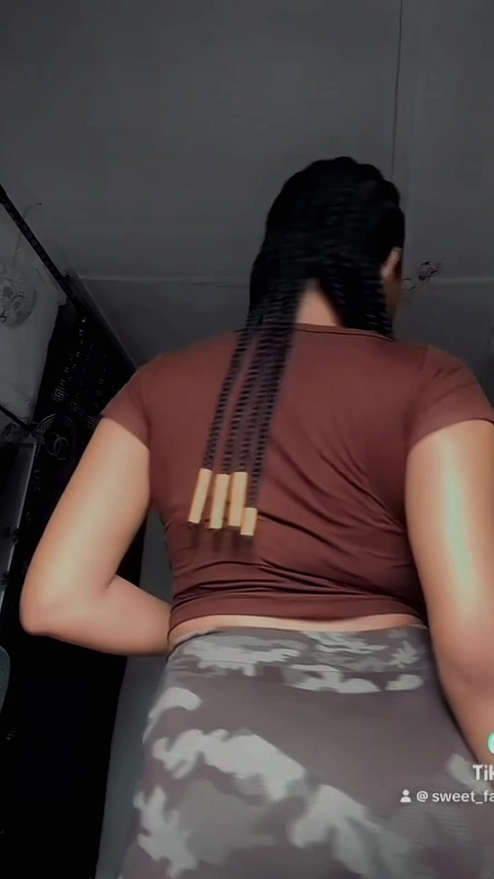 @Sweet_Favour