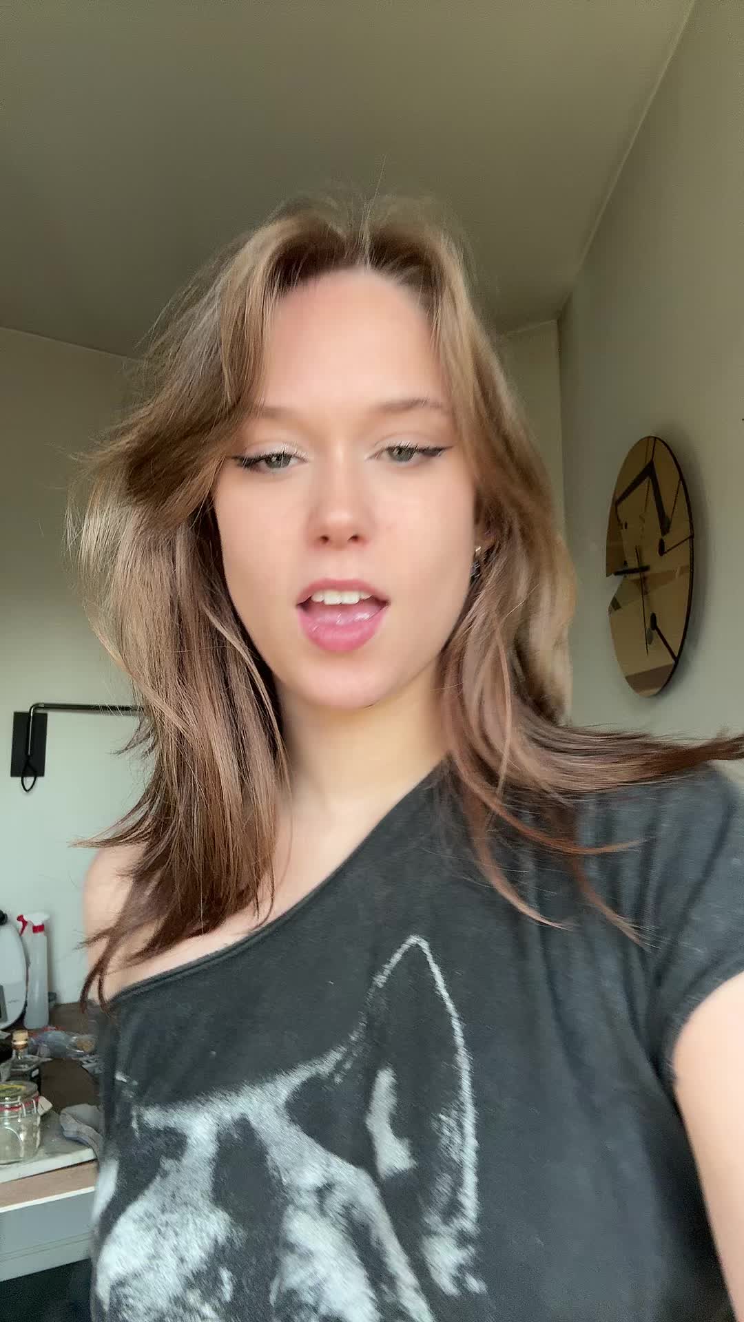 @m<3