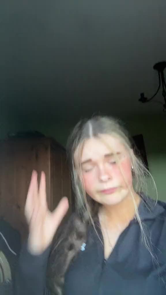 @mollymcphail2