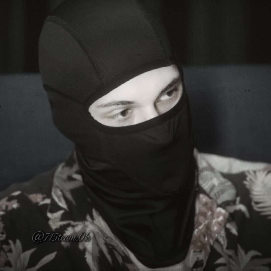 @𝑅𝑜𝑚𝑎𝑛