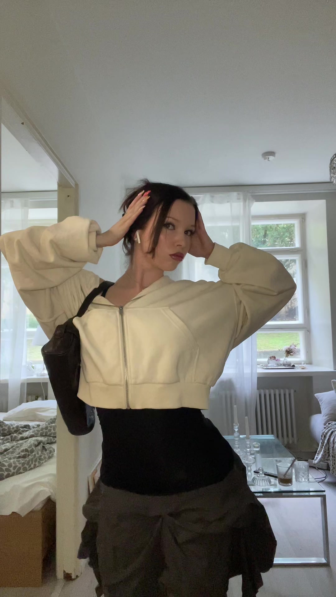 @Ella
