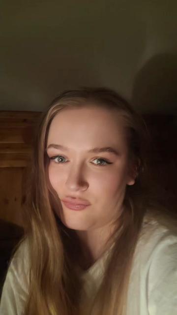 @angelindisguise1996😇