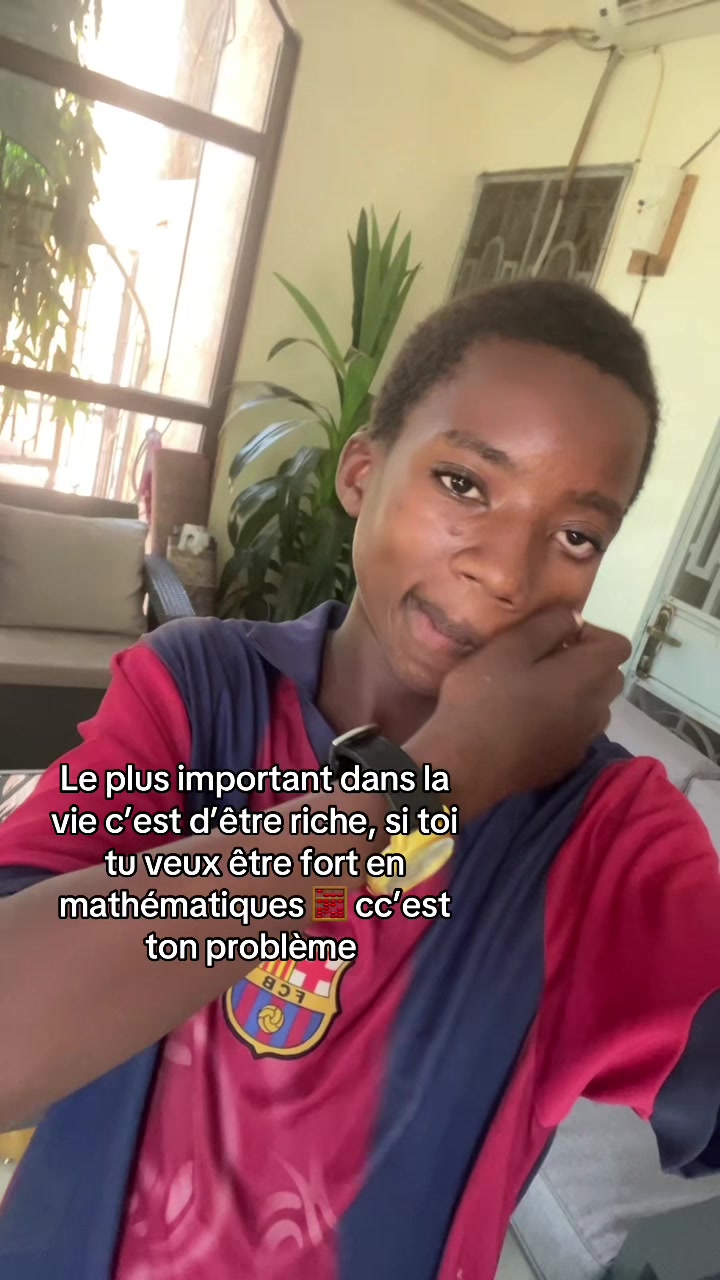 @Mohamed Nazir ✪