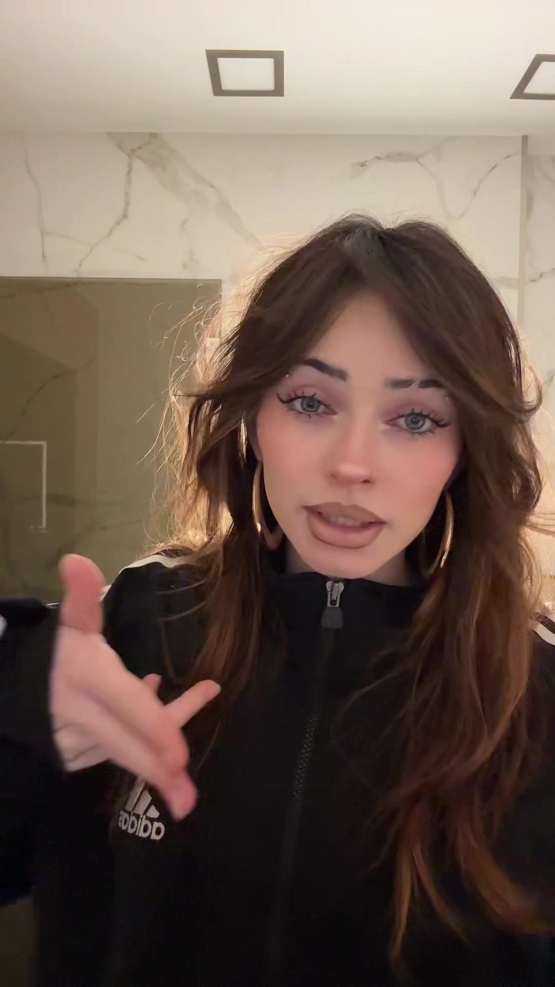 @gg