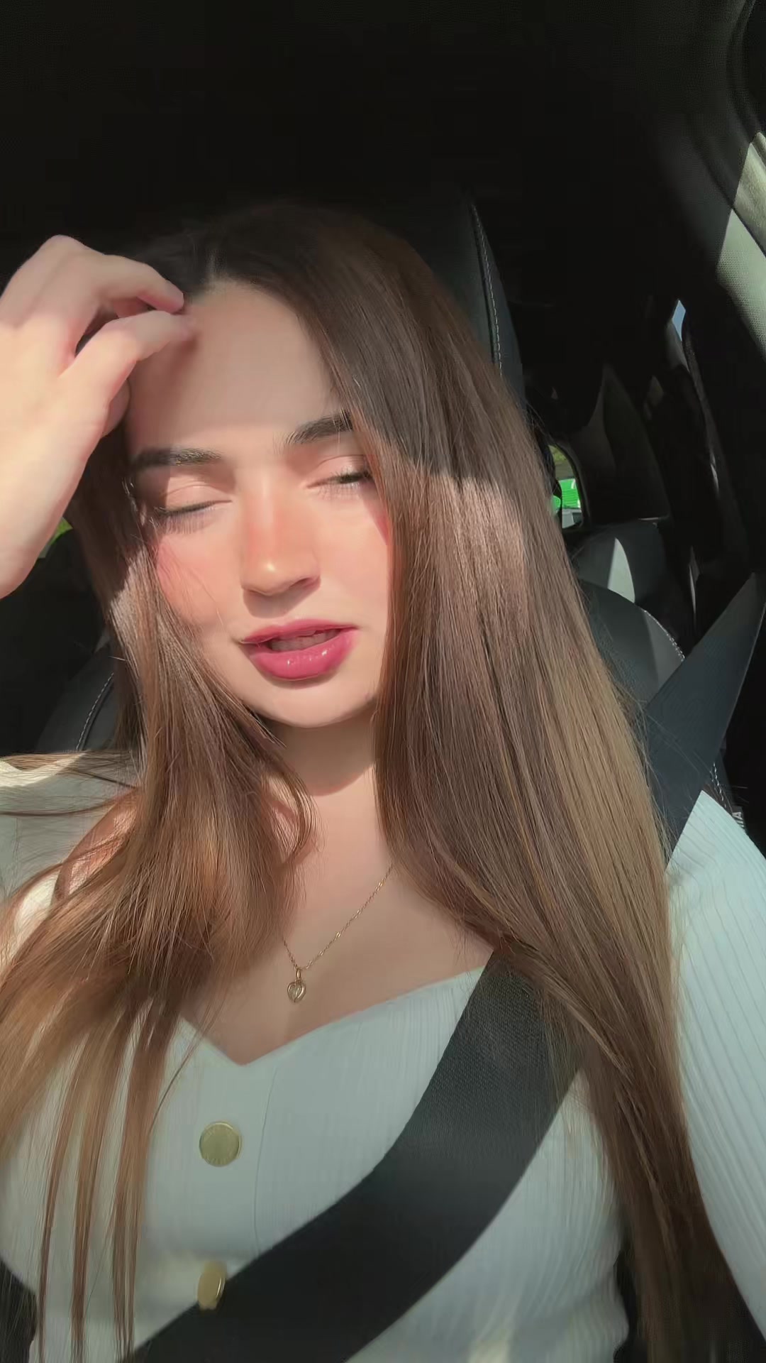 @🪩