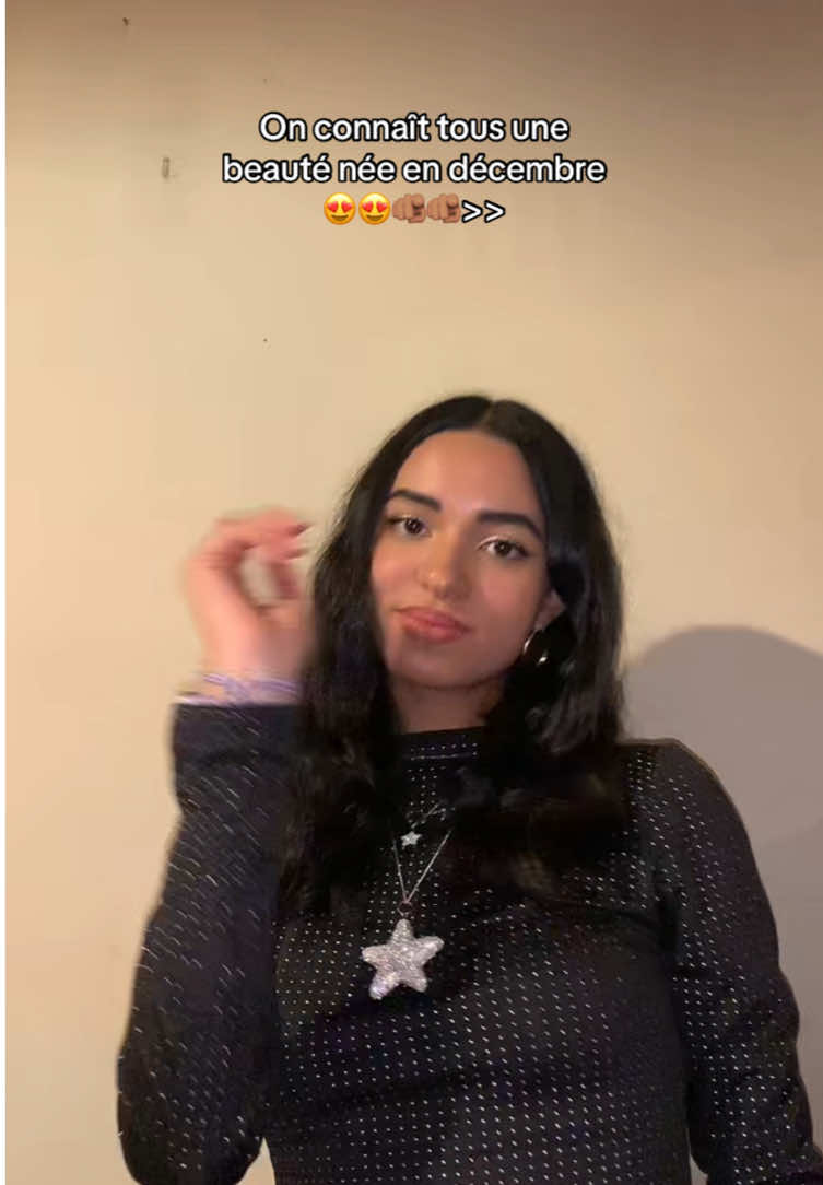 @𝒞𝒽𝓁ℴℯ́ ℒ&rsquo;ℯ́𝓉ℴ𝒾𝓁ℯ ★🇲🇬