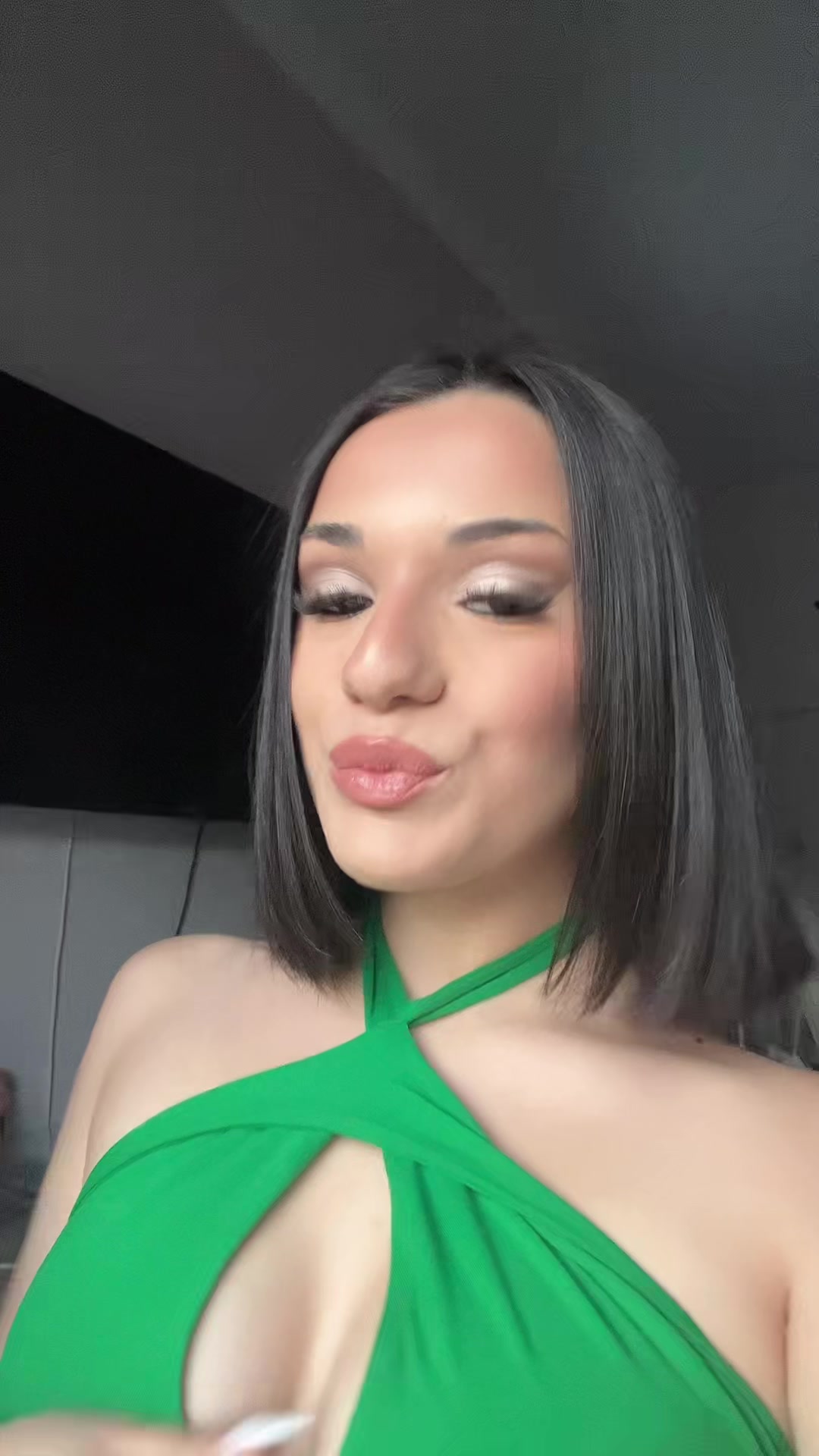 @𝒾𝓌𝒶𝓃𝓃𝒶