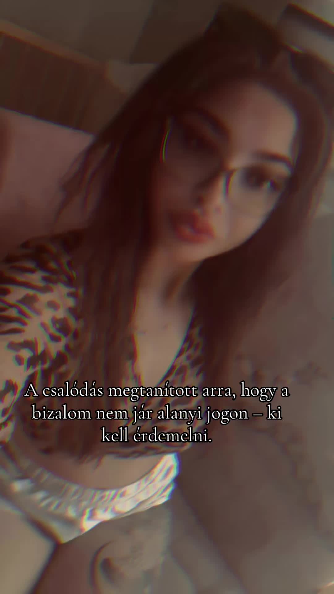 @Eszti🖤🐆