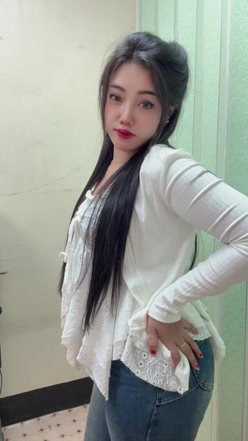 @Dewi Fitria💋