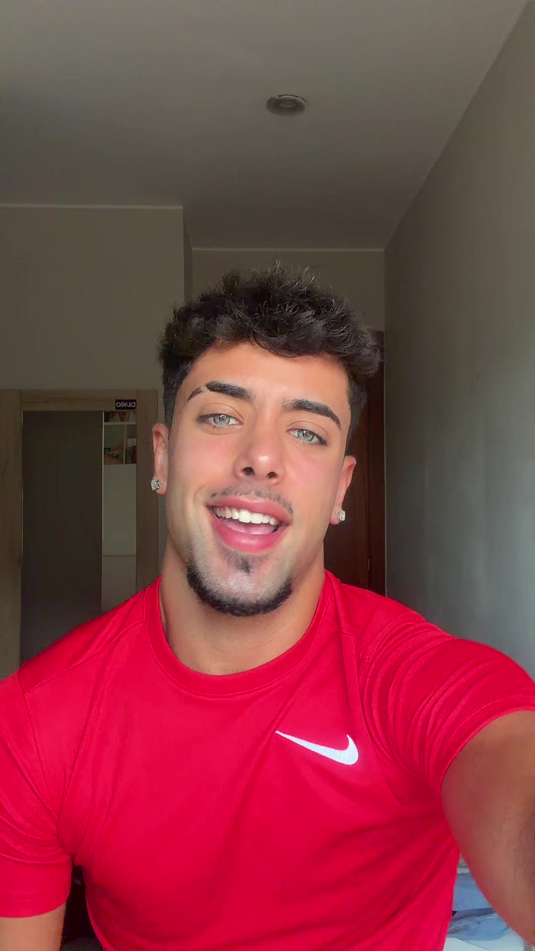 @Alex Méndez