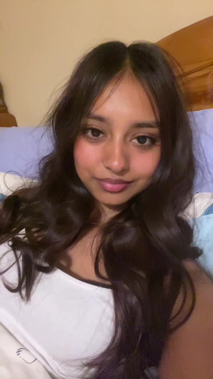 @annabella.