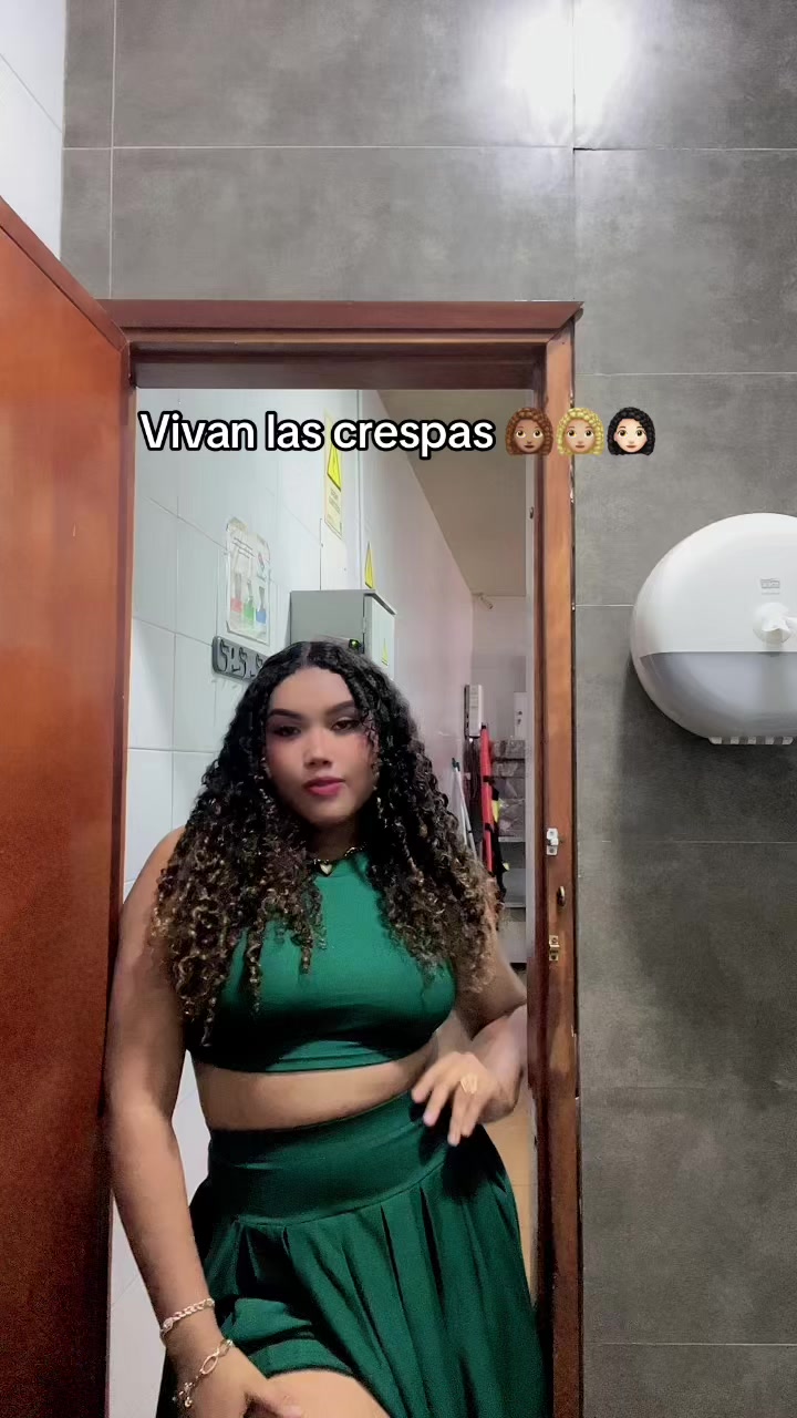 @Yuranisofficial