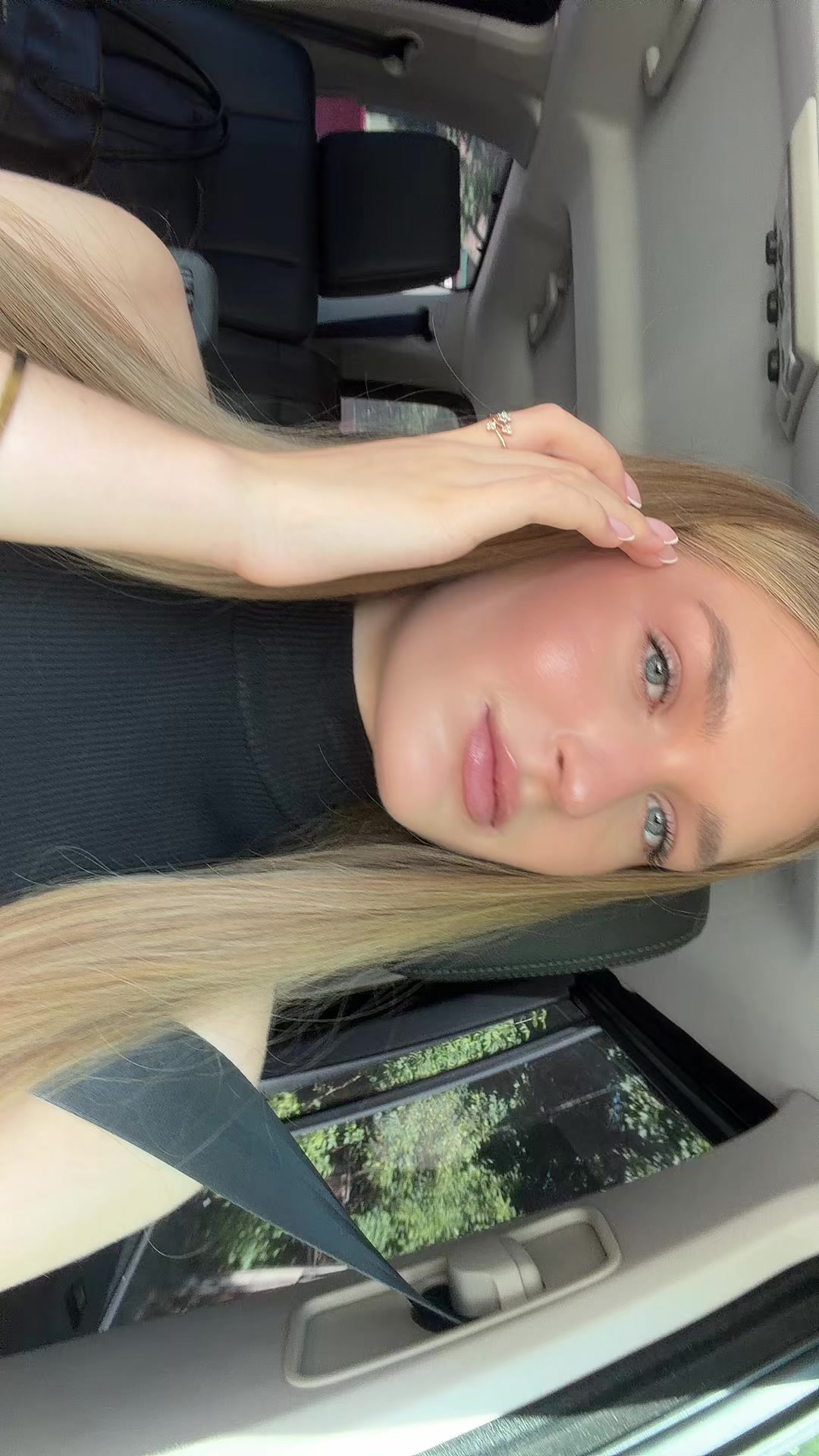 @Polina Lomova