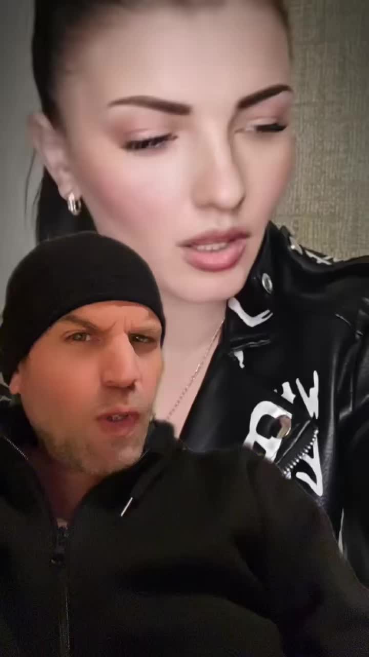 @UnikkSteph