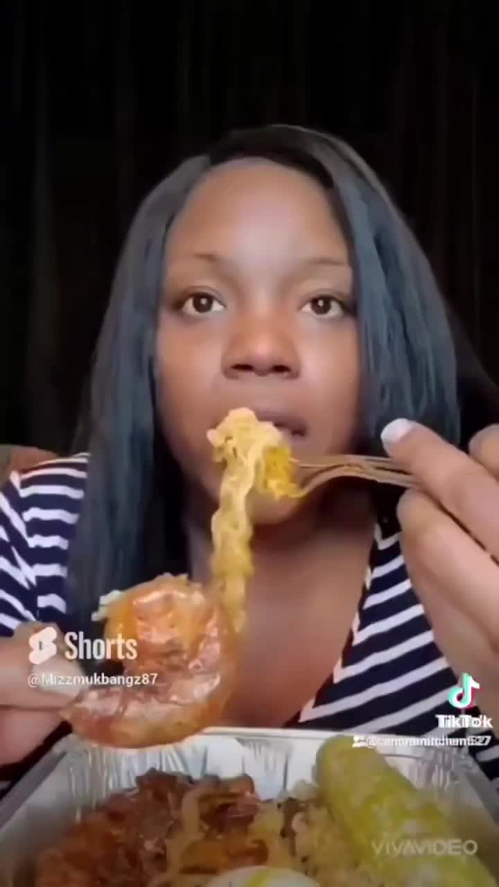 @mizzmukbangz