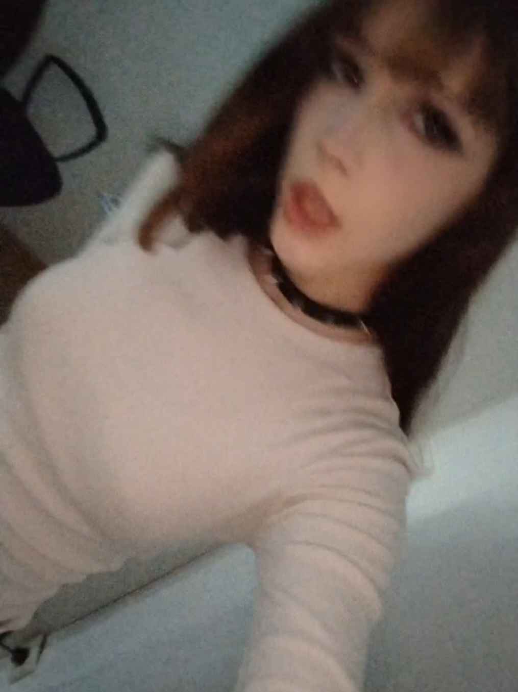 @:x