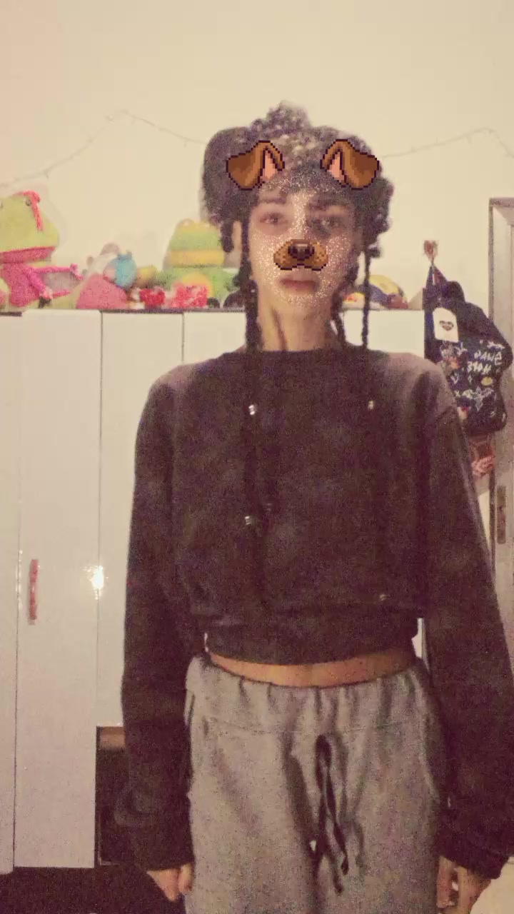@★ 𝘈𝘥𝘳𝘪𝘢𝘯 | VAI VER O SKZ