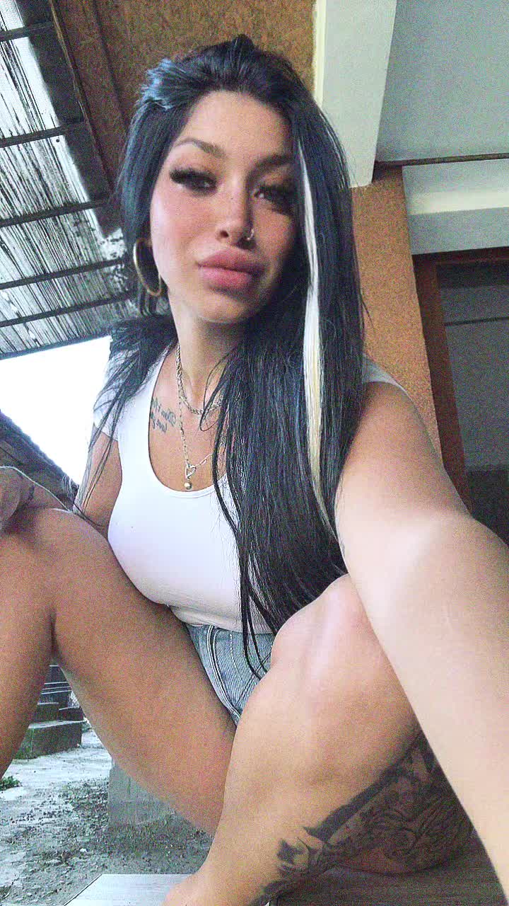 @veronicazuzuuu