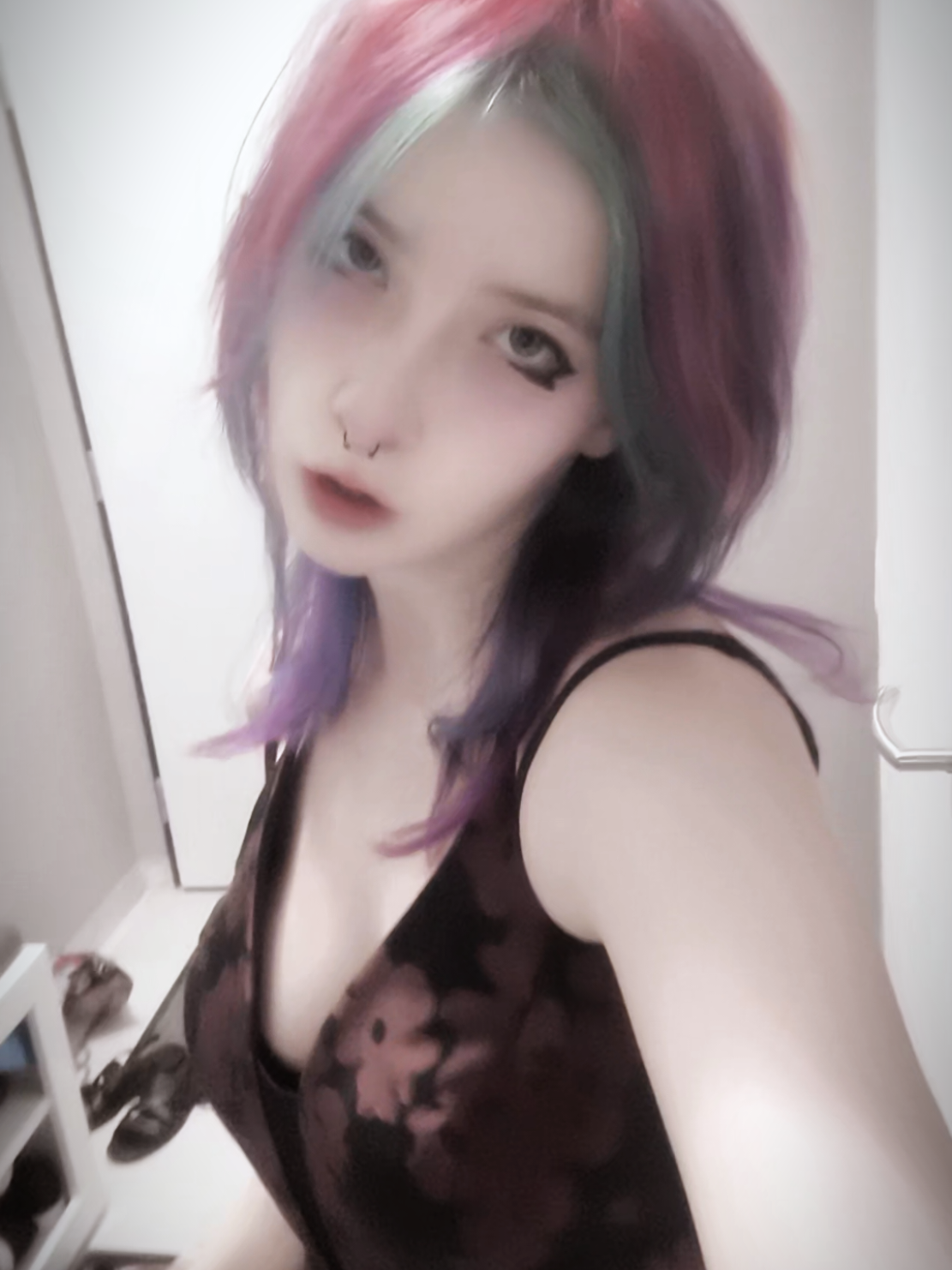 @(^^)