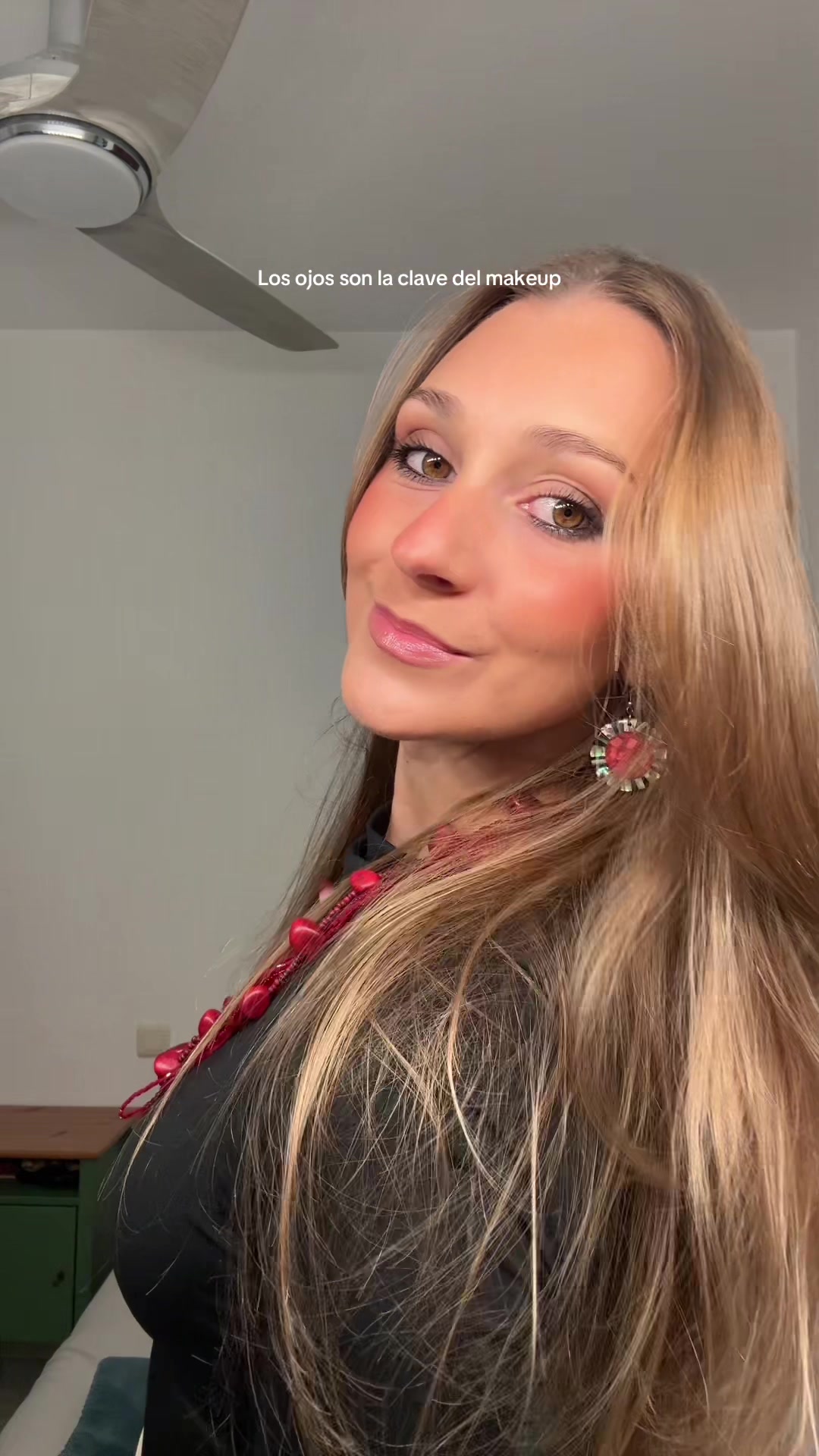 @Angela Tena