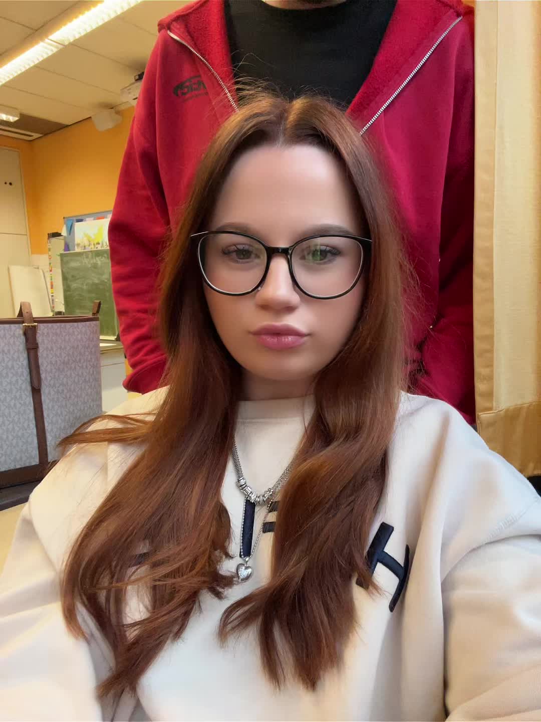 @m4u.x