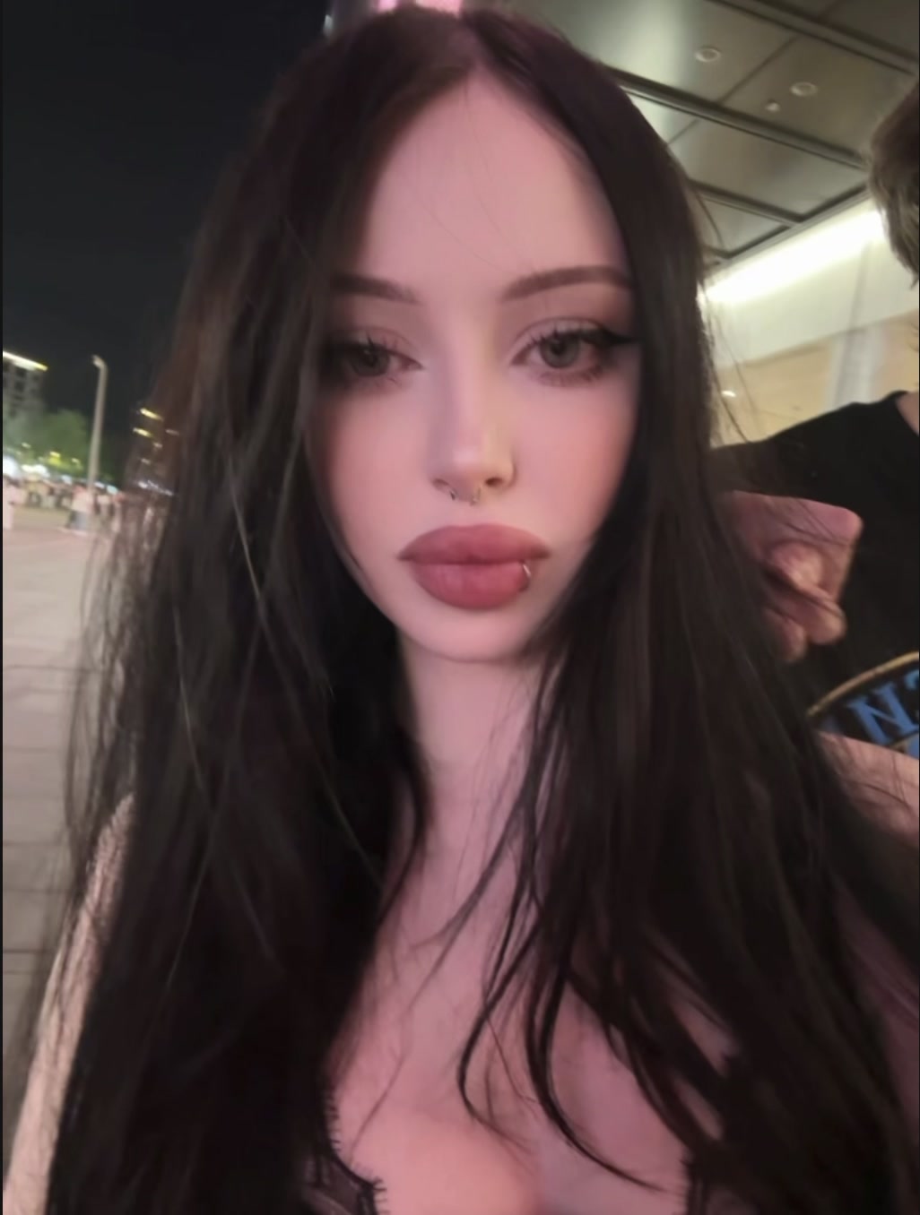 @菲菲